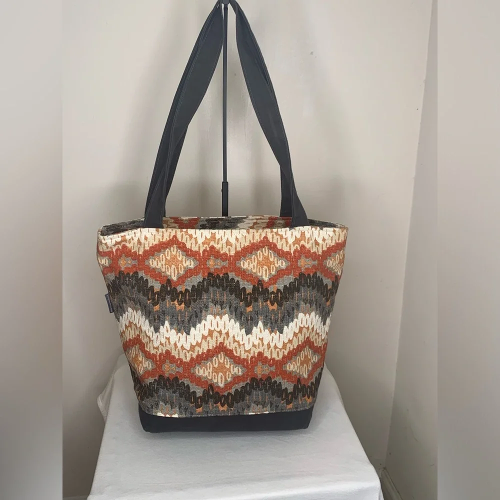 Spicer Bag Made in San Francisco Beautiful Summer Bag Perfect for the Beach! - Picture 2 of 6